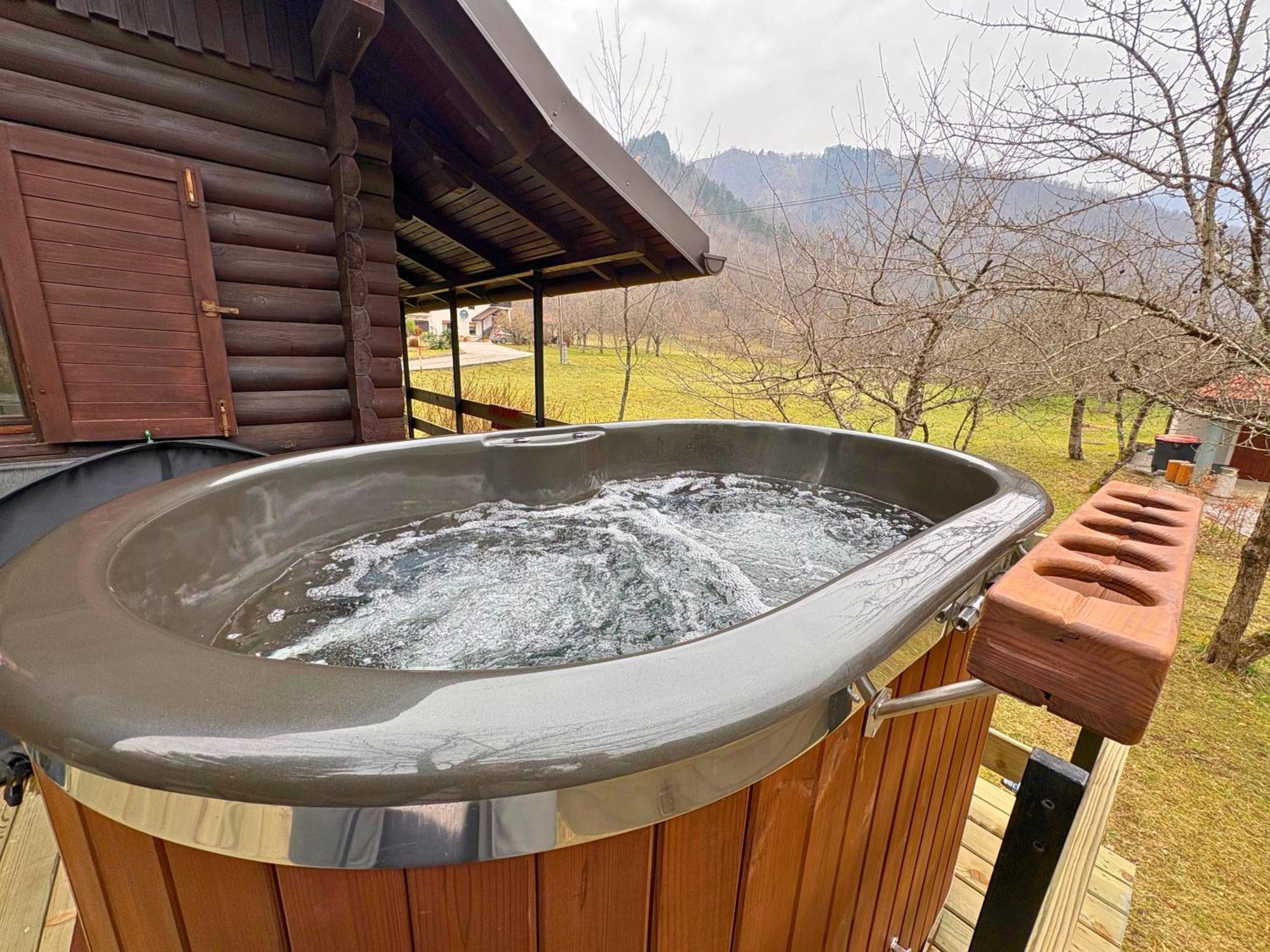 Vila Rozi, Osilnica - Vacation House Pr' Vili Rozi Екстериор снимка